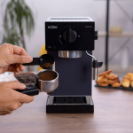 SOLAC-CE4502-Espresso-kavefozo-20Bar-beepitett-DOUBLE-CREAM-rendszerrel-1050-W-Squissita-Easy-Graphite kép